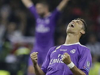 Cristiano Ronaldo double helps...